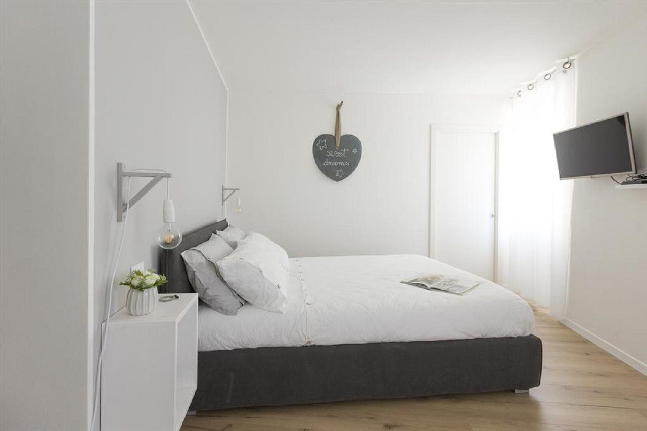 Bed and Breakfast Arco Dei Sogni Екстер'єр фото
