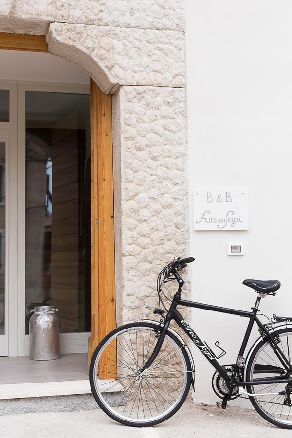 Bed and Breakfast Arco Dei Sogni Екстер'єр фото